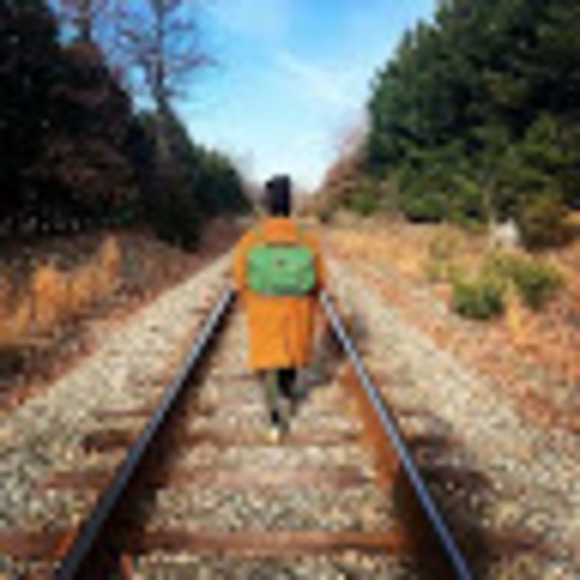 Meet your Posher, Earline - Picture 1 of 1